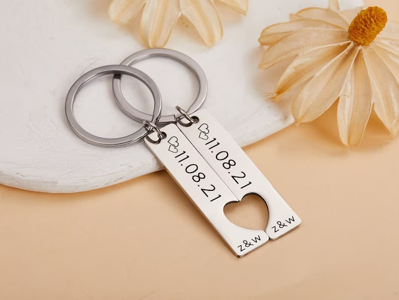 Personalized 2Pcs Heart Keychain