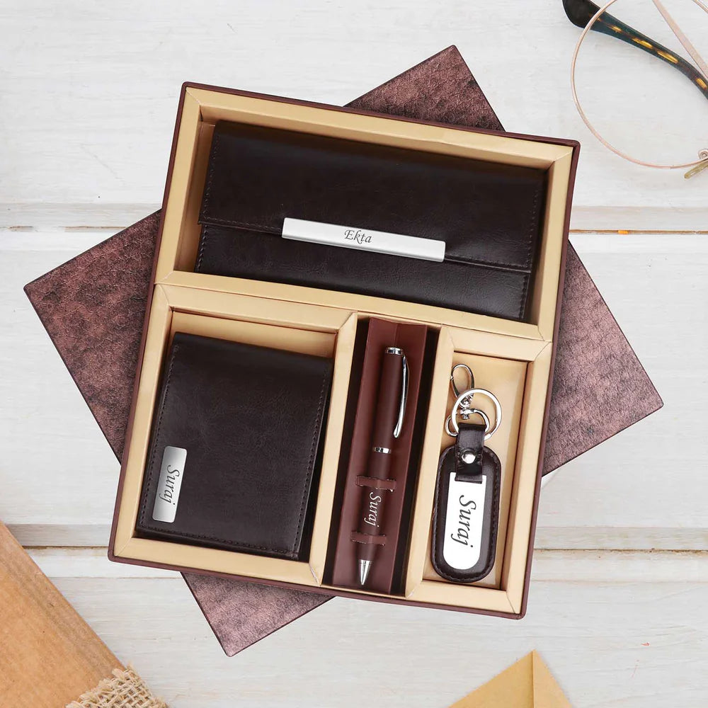 Personalized 4-Piece Couple's Gift Set – Custom Name Women’s Clutch, Men’s