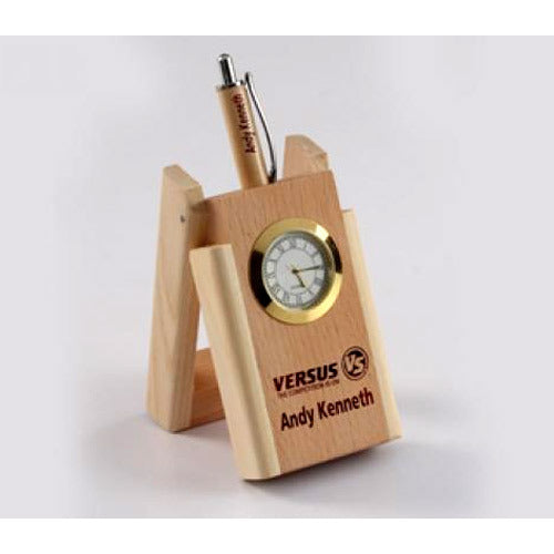 Personalized Wooden Penstand