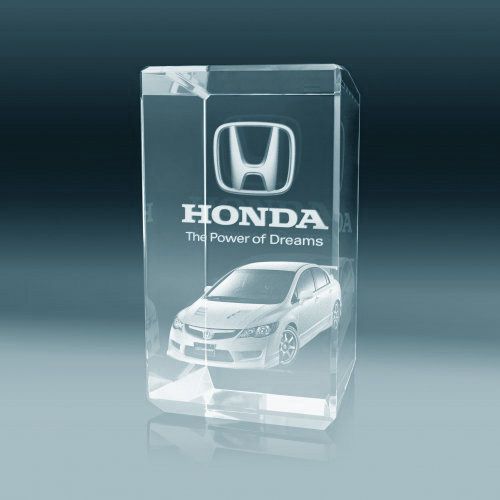 Bespoke 3D Laser-Etched Crystal Tower – Premium Corporate Branding Trophy & Automotive Achievement Award