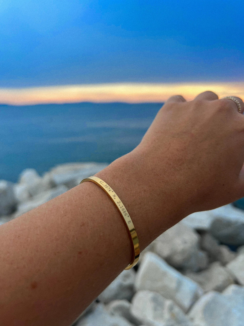 Customized Roman Date Stainless Steel Bracelet – Personalized Couple Bracelet for Men & Women