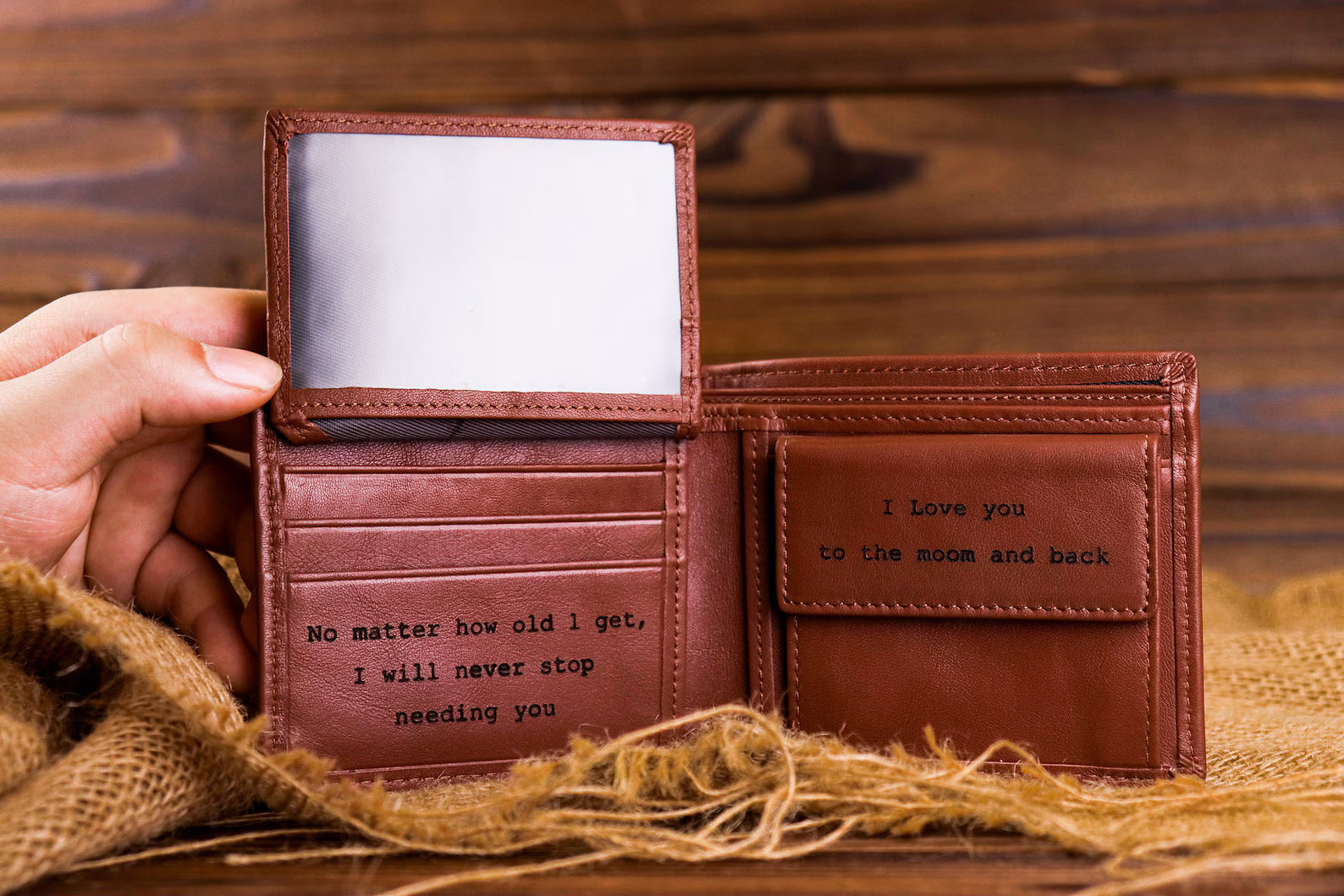 Handcrafted Pebbled Leather Men's Wallet – Custom Engraved Bifold with Contrast Stitching in Premium Gift Box
