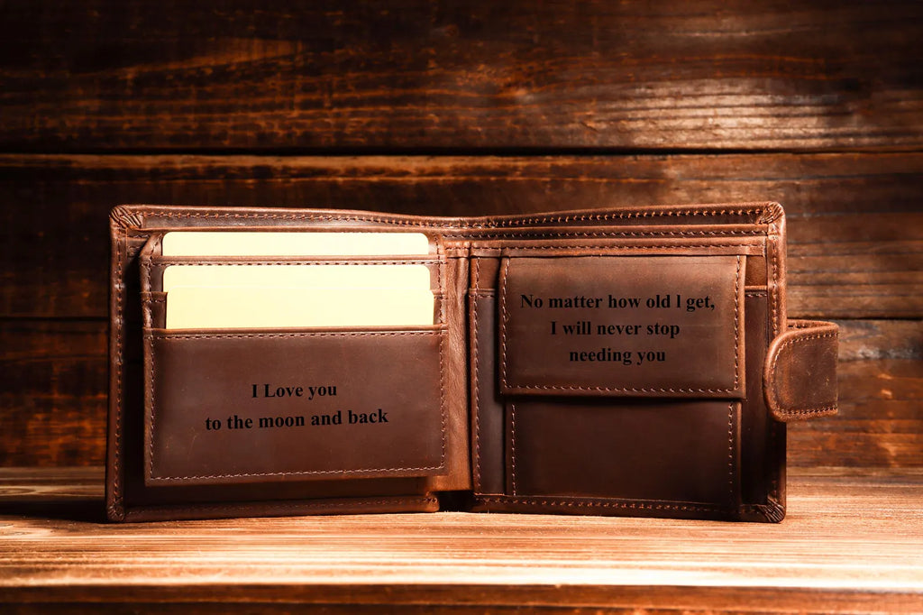 Luxury Personalized Men's Wallet with Snap Closure – Custom Engraved Leather Bifold in Premium Gift Box