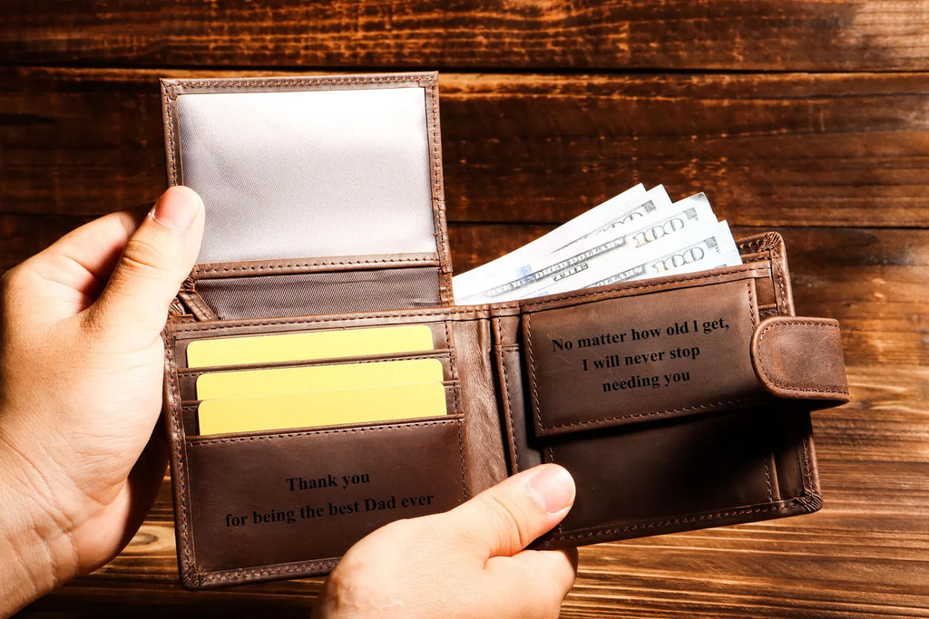 Luxury Personalized Men's Wallet with Snap Closure – Custom Engraved Leather Bifold in Premium Gift Box