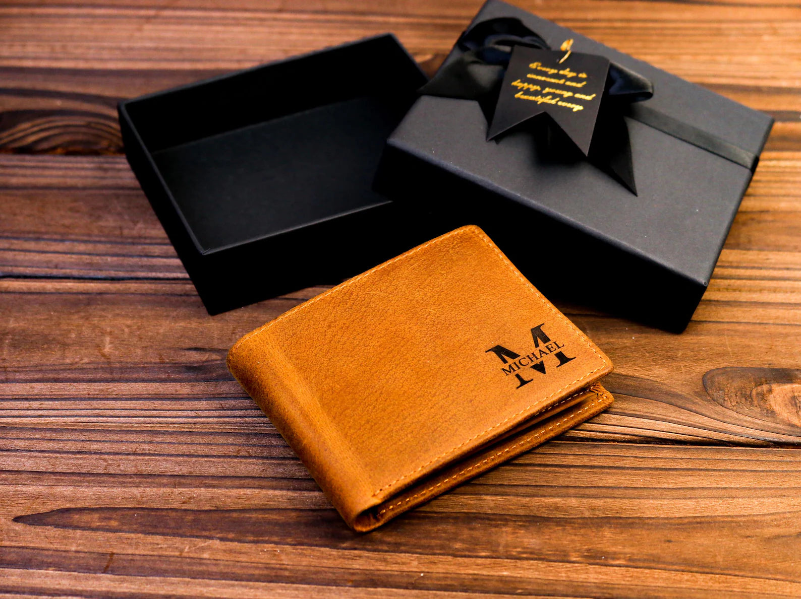 Premium Personalized Men's Leather Wallet – Genuine Handcrafted Bifold with Custom Engraved Initials