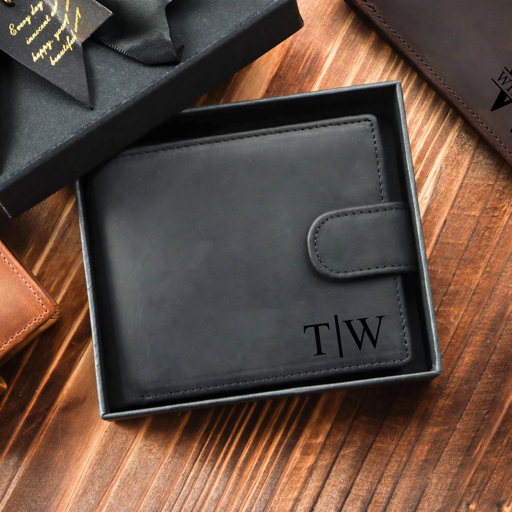 Luxury Personalized Men's Wallet with Snap Closure – Custom Engraved Leather Bifold in Premium Gift Box