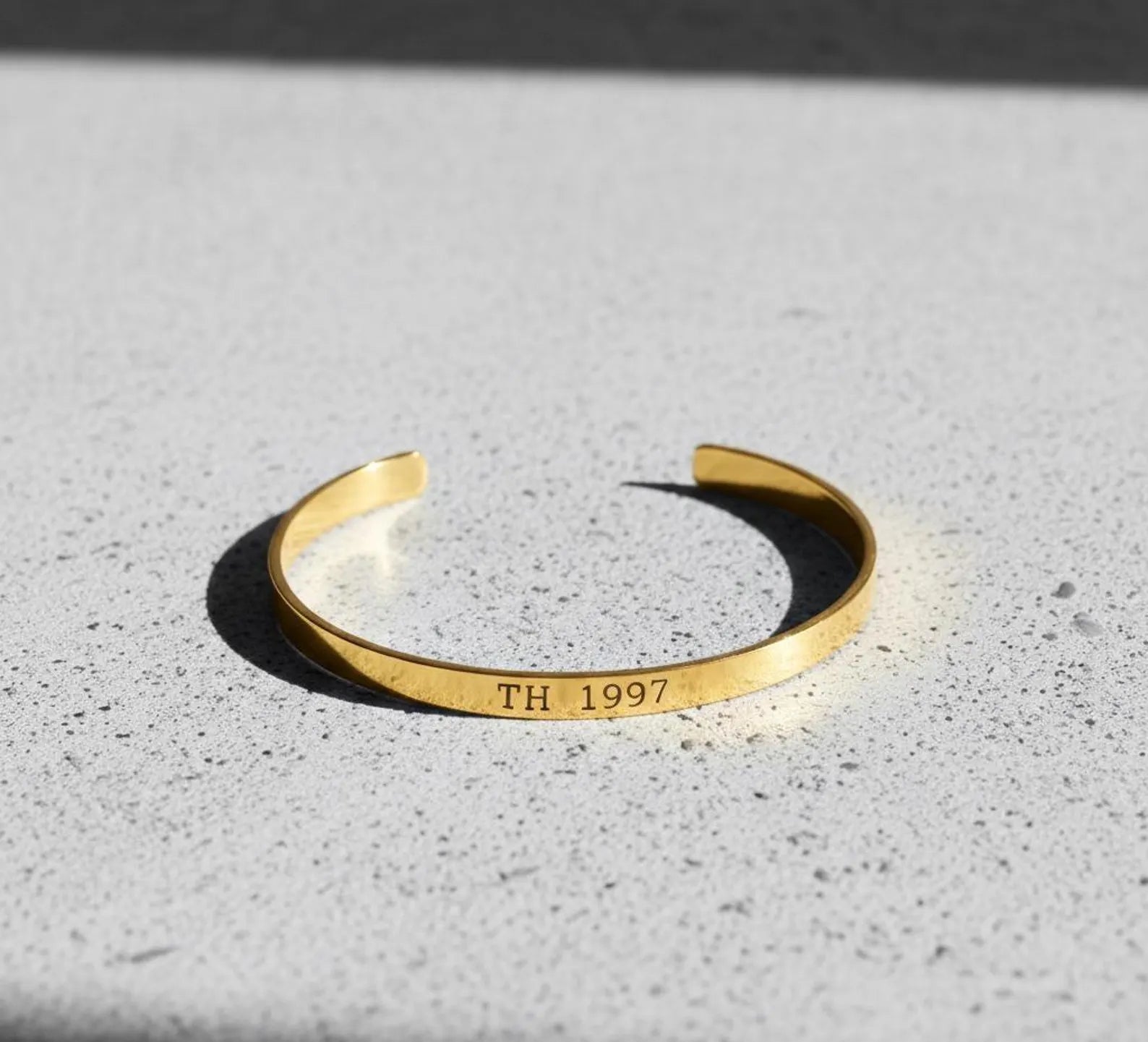 Customized Roman Date Stainless Steel Bracelet – Personalized Couple Bracelet for Men & Women