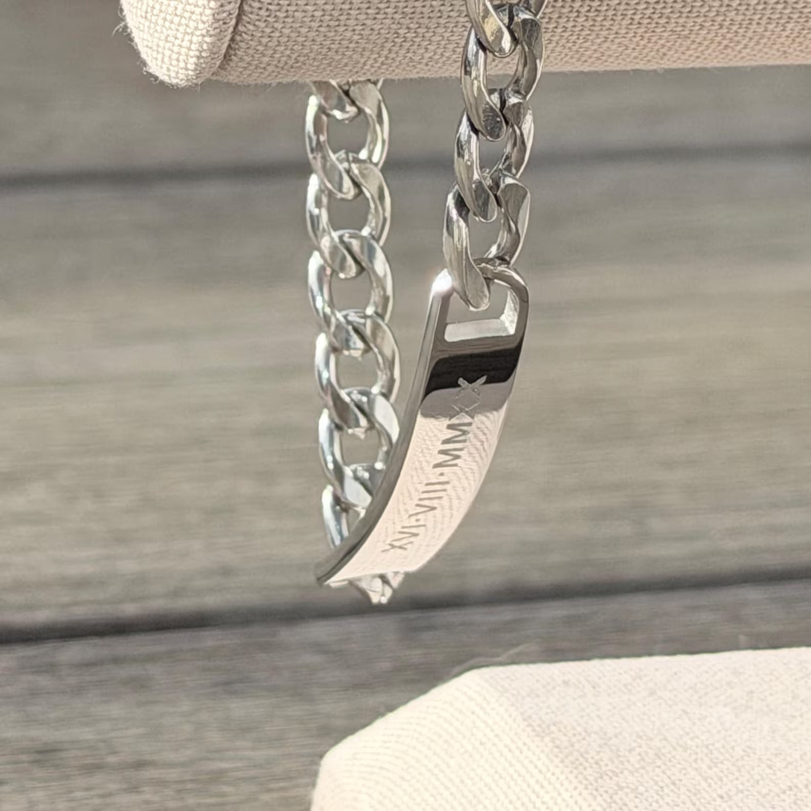 Personalized Engraved Stainless Steel Name Plate Chain Bracelet – Unisex Custom Message Bracelet