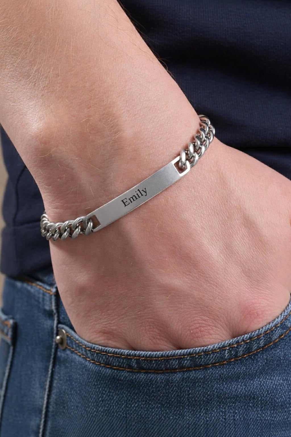 Fancy Personalized Name Engraved Chain Bracelet – Stainless Steel Unisex Bracelet